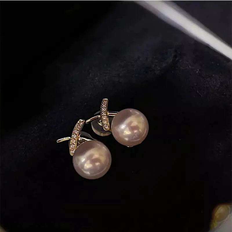 18K Gold Pearl Stud Earrings